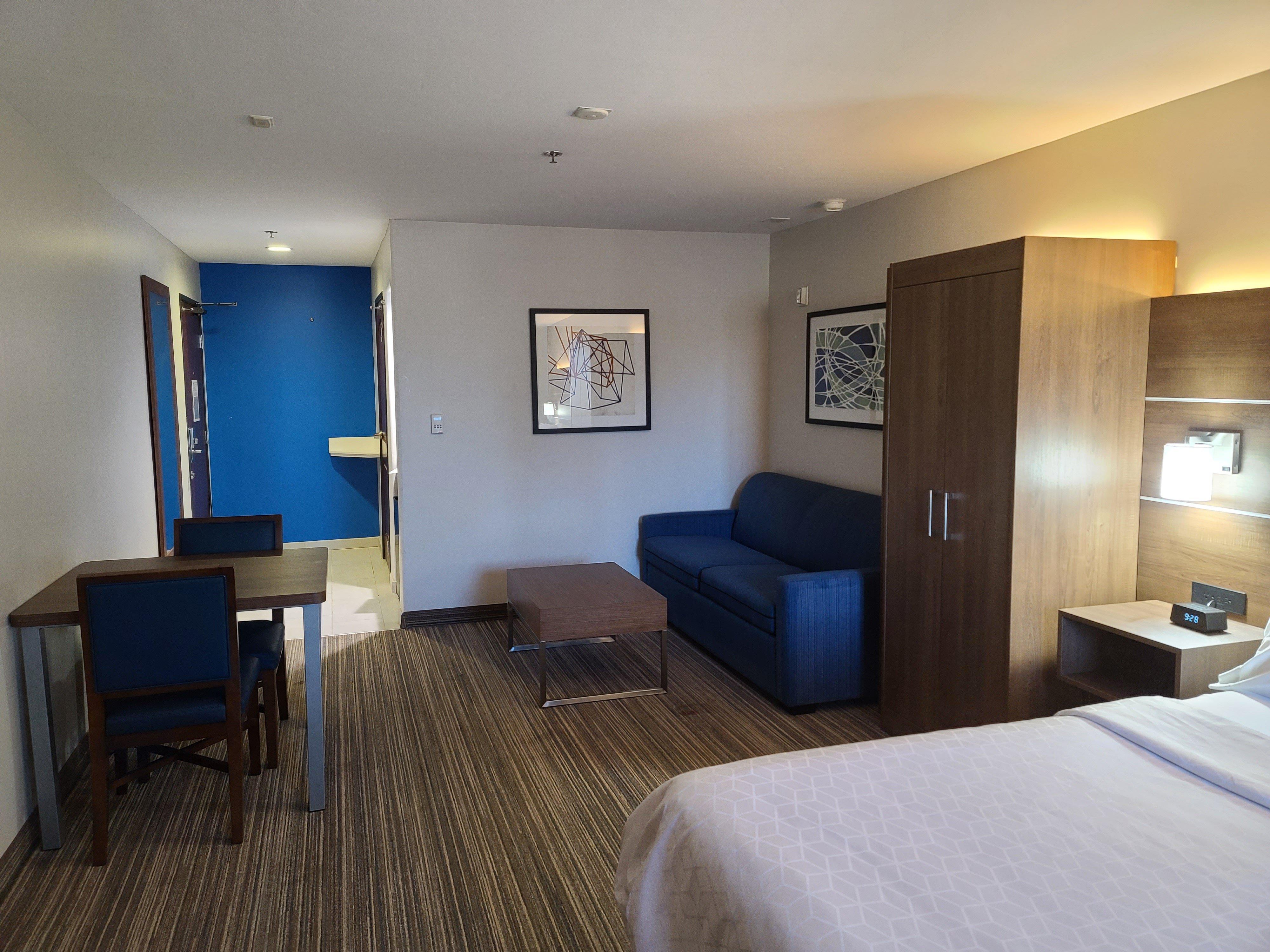Express & Woodland Hills By Ihg 3* Los Ángeles