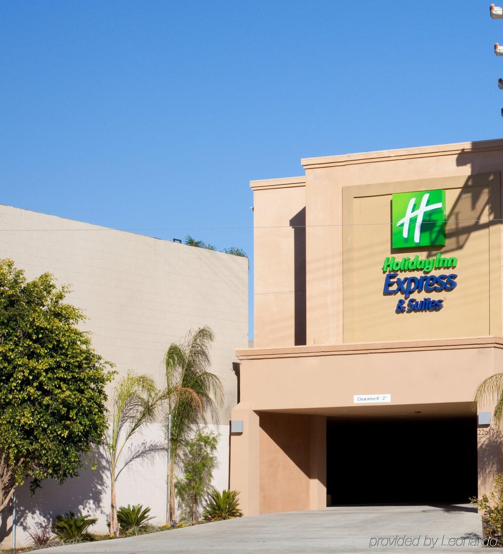 Express & Woodland Hills By Ihg Los Ángeles