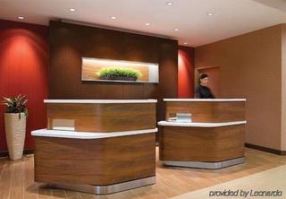 Express & Woodland Hills By Ihg Hotel Los Ángeles